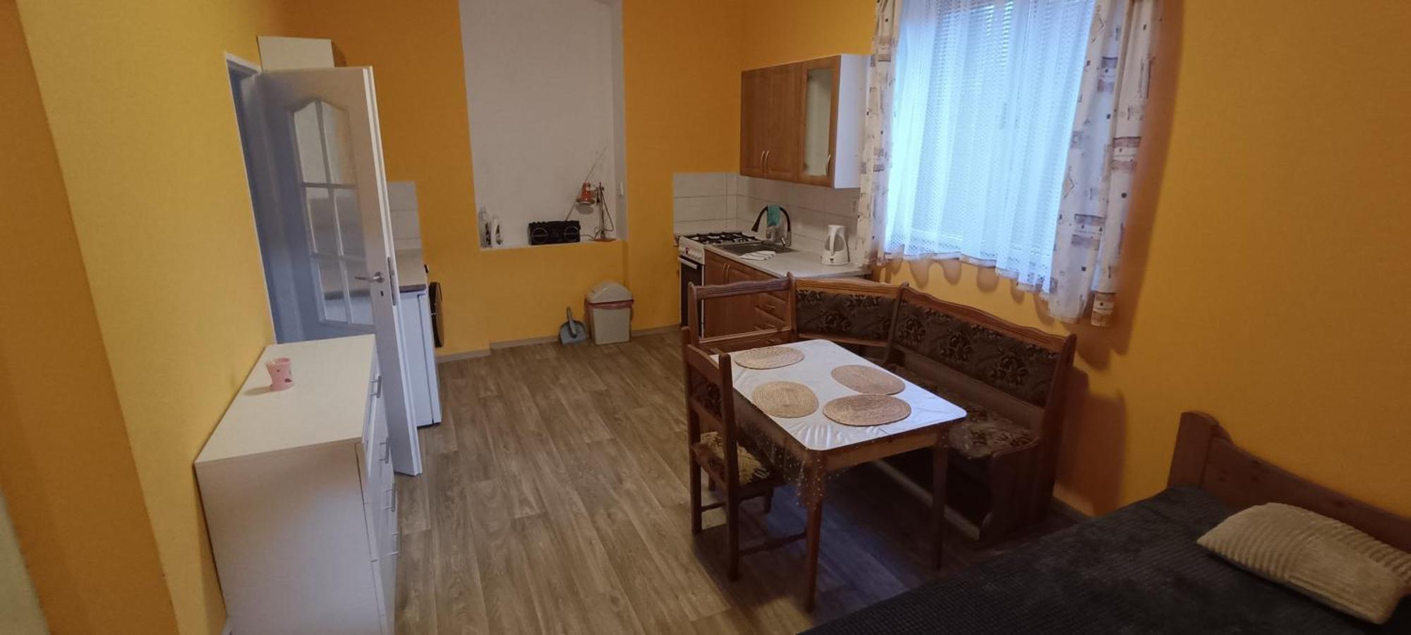 Apartman Horni Slavkov Hodinarstvi Bagian luar foto